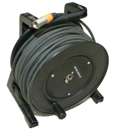 CSE_5p_XLR_Neutrik_stereo_AES_Haspel